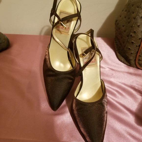 Brown Platform Ankle Strapped Pumps - Picture 4 of 6